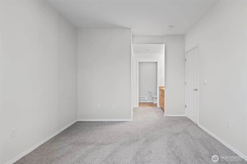 Property photo for 1131 63rd Street Se #b, Auburn photo 16