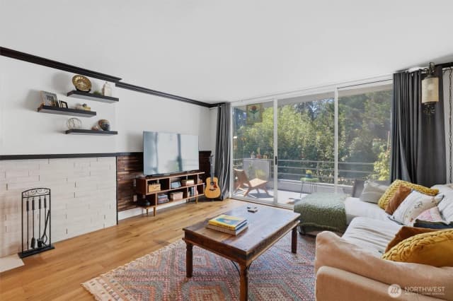 Property photo for 17001 Inglewood Road Ne #n208, Kenmore photo 5