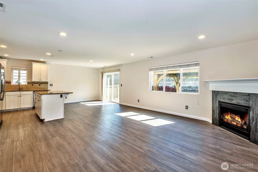 Property photo for 20231 4th Place W, Lynnwood photo 14