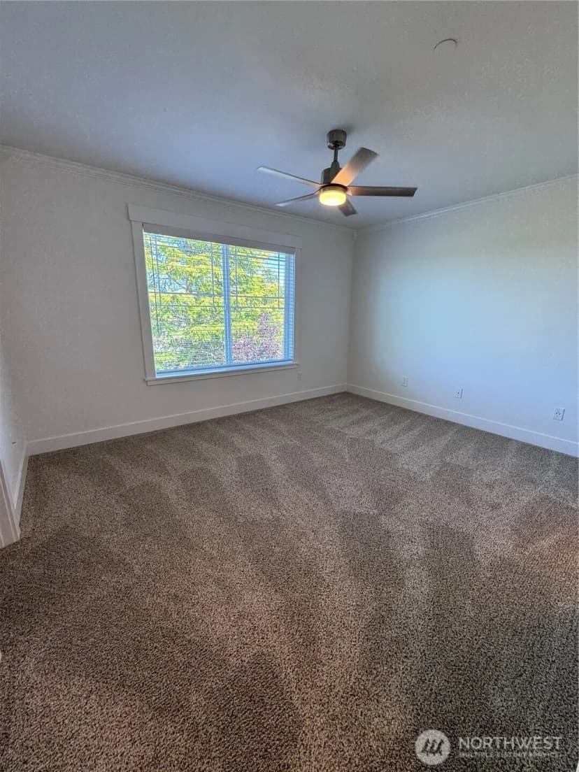 Property photo for 1869 Johnson Avenue, Dupont photo 15