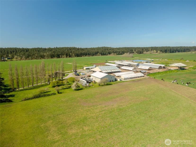 Property photo for 1240 Arnold Road, Oak Harbor photo 9