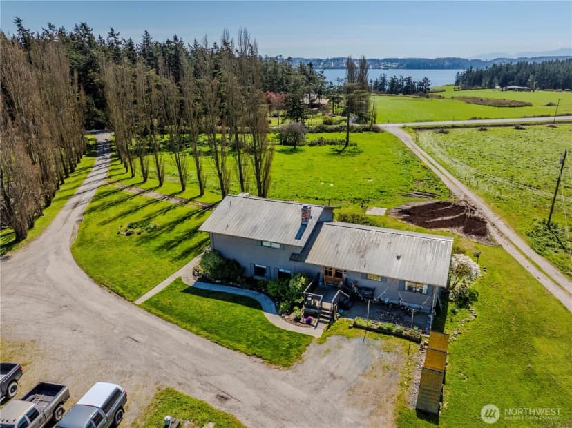 Property photo for 1240 Arnold Road, Oak Harbor photo 12