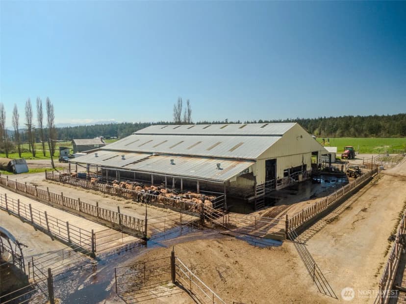 Property photo for 1240 Arnold Road, Oak Harbor photo 17