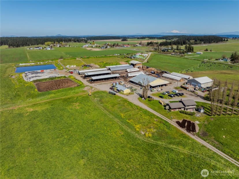 Property photo for 1240 Arnold Road, Oak Harbor photo 5