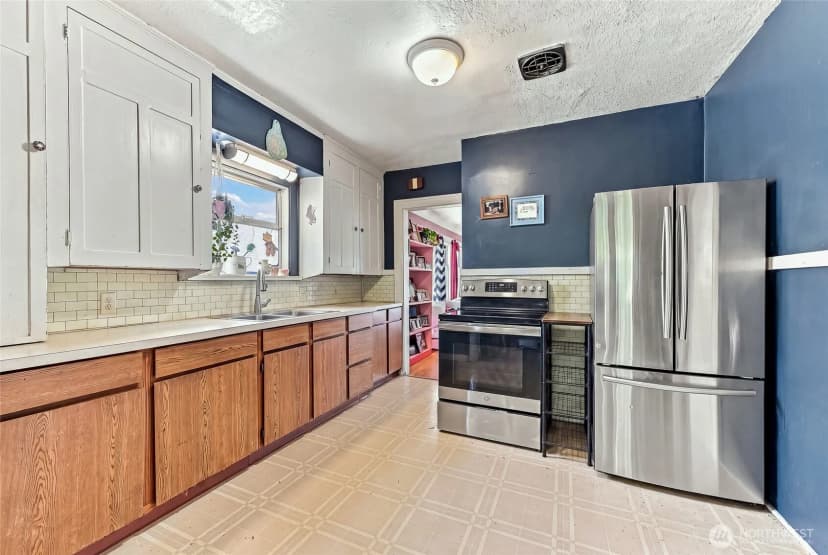 Property photo for 3208 15th Avenue S, Seattle photo 8