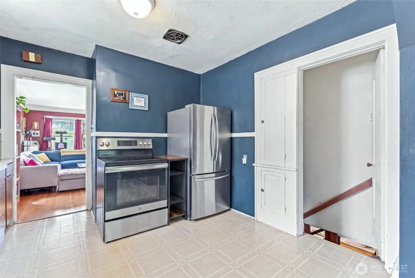 Property photo for 3208 15th Avenue S, Seattle photo 9