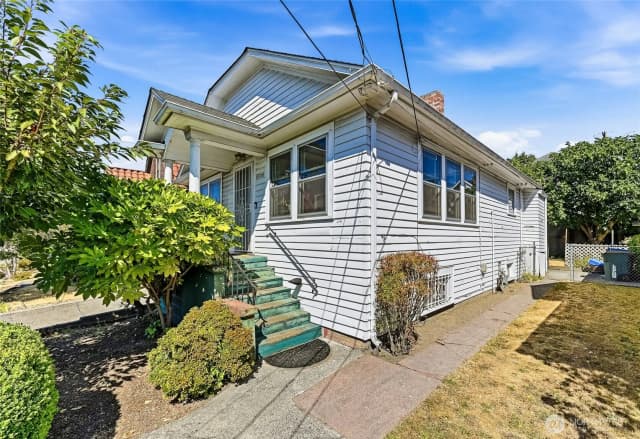 Property photo for 3208 15th Avenue S, Seattle photo 2