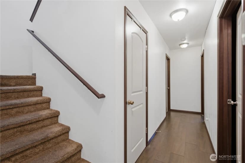 Property photo for 16068 Greenwood Avenue N, Shoreline photo 14