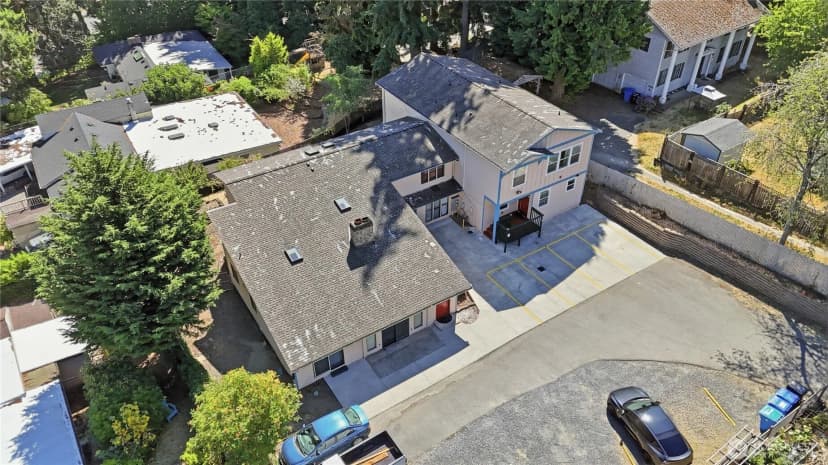 Property photo for 16068 Greenwood Avenue N, Shoreline photo 40