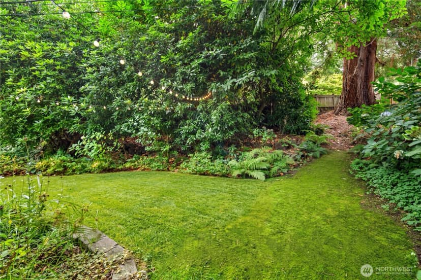 Property photo for 2706 56th Avenue Sw, Seattle photo 22