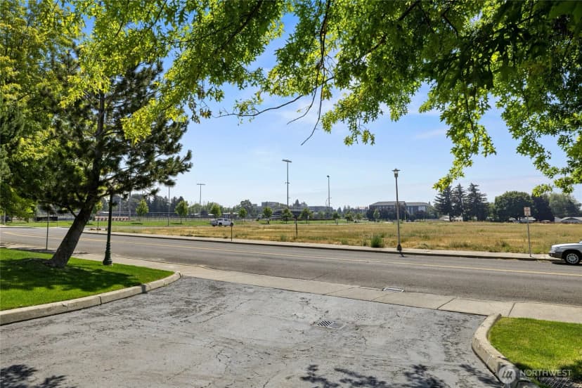 Property photo for 209 E 18th Avenue #d19, Ellensburg photo 32