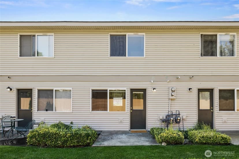 Property photo for 209 E 18th Avenue #d19, Ellensburg photo 25