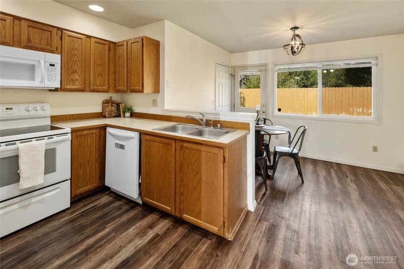 Property photo for 209 E 18th Avenue #d19, Ellensburg photo 6