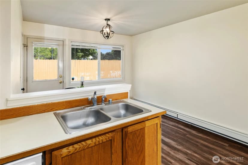 Property photo for 209 E 18th Avenue #d19, Ellensburg photo 9