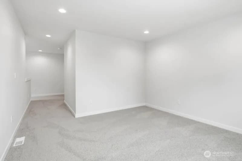 Property photo for 7165 91st Street E #8, Puyallup photo 15