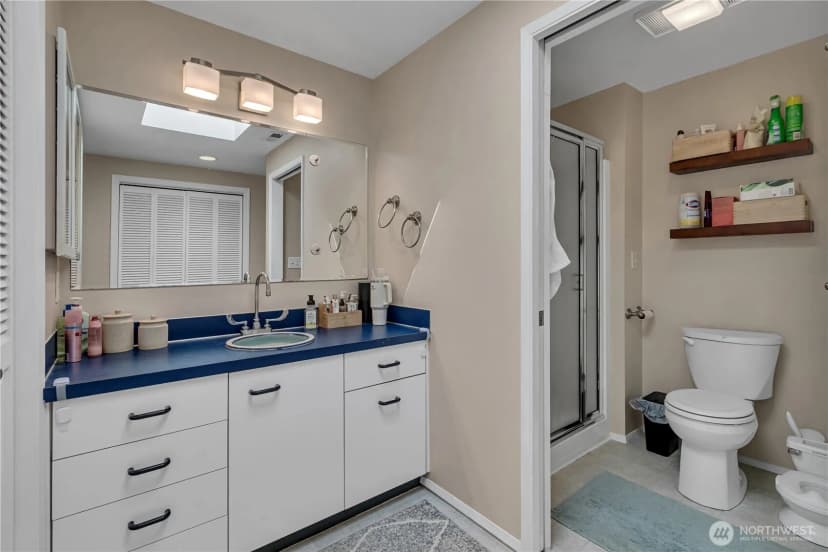 Property photo for 13041 25th Avenue Ne, Seattle photo 21