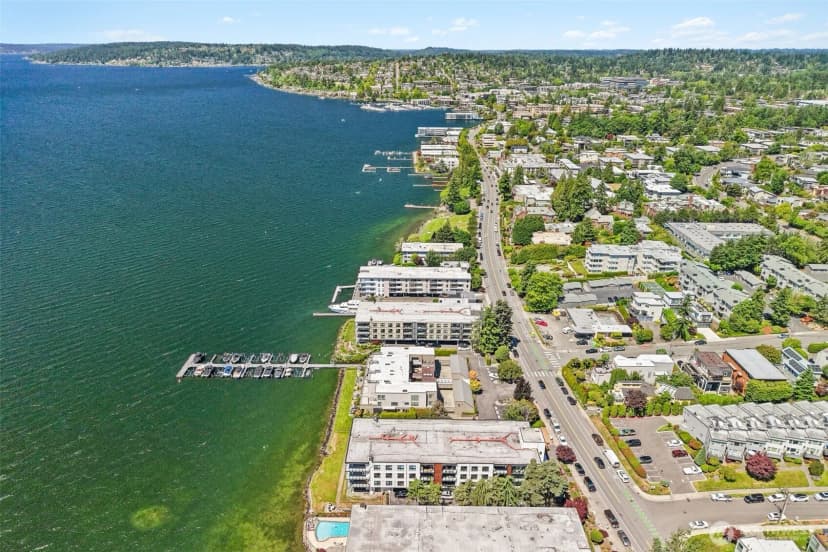 Property photo for 6421 Lake Washington Boulevard Ne #301, Kirkland photo 29