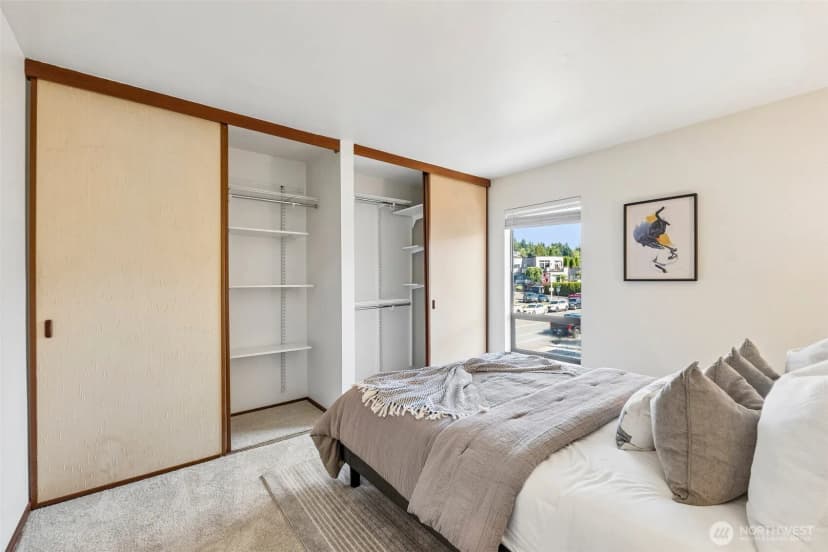 Property photo for 6421 Lake Washington Boulevard Ne #301, Kirkland photo 16
