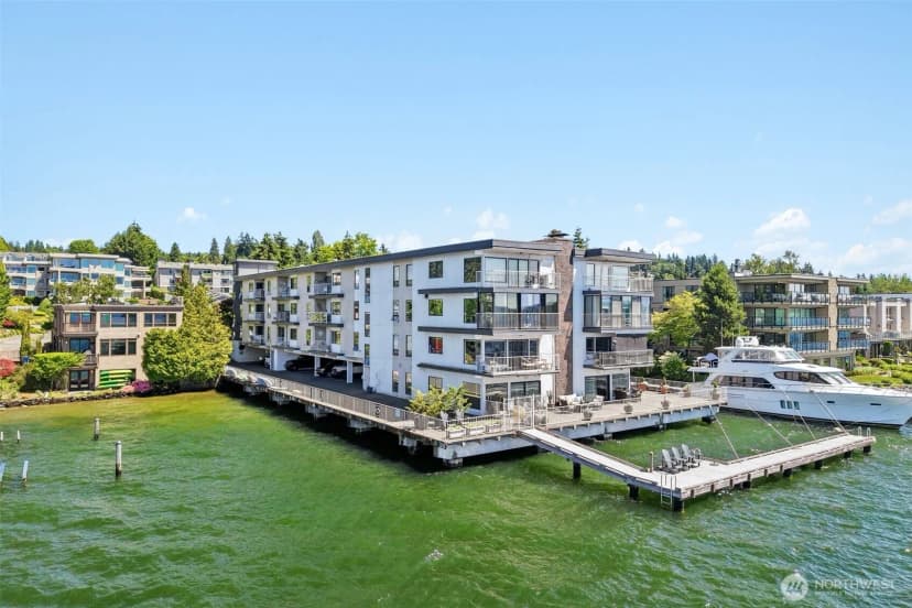 Property photo for 6421 Lake Washington Boulevard Ne #301, Kirkland photo 31