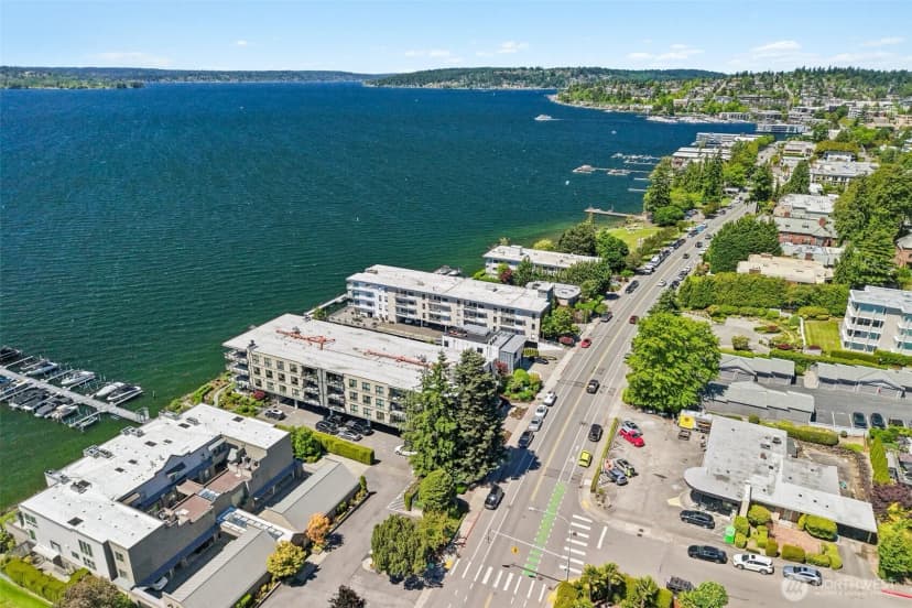 Property photo for 6421 Lake Washington Boulevard Ne #301, Kirkland photo 26