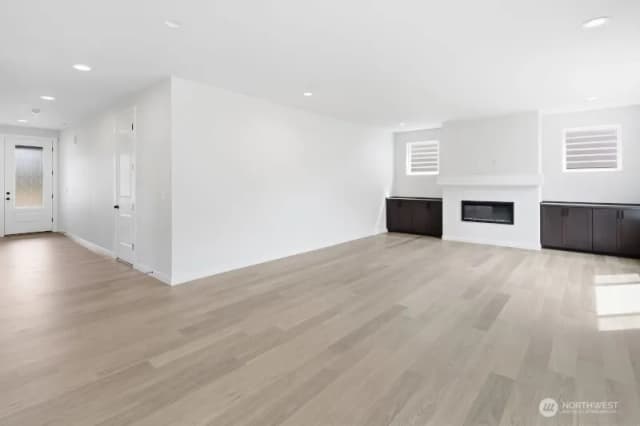 Property photo for 9318 71st Avenue E #11, Puyallup photo 3