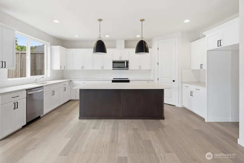 Property photo for 9318 71st Avenue E #11, Puyallup photo 10