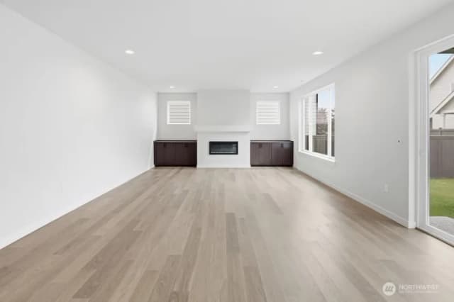 Property photo for 9318 71st Avenue E #11, Puyallup photo 4