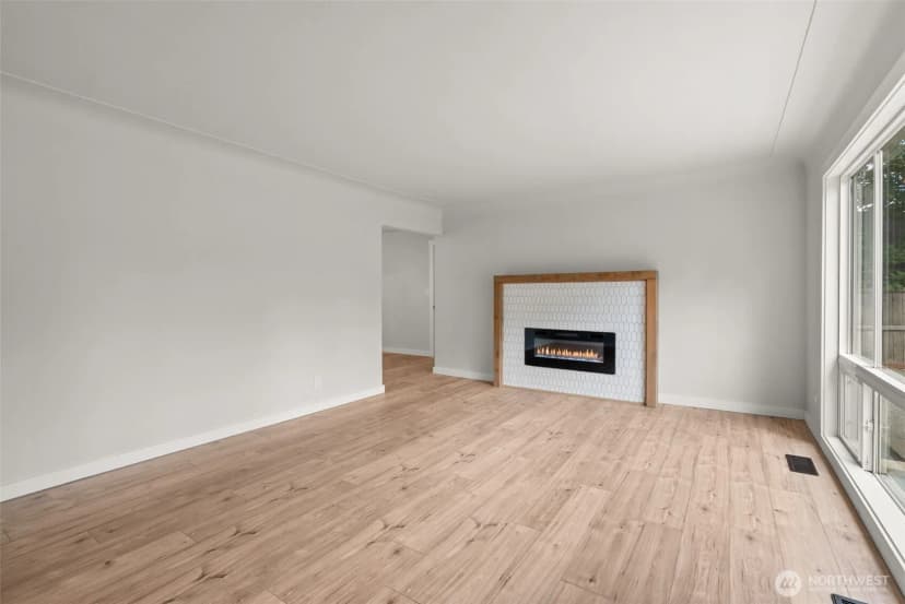 Property photo for 1215 Hall Street Se, Lacey photo 5