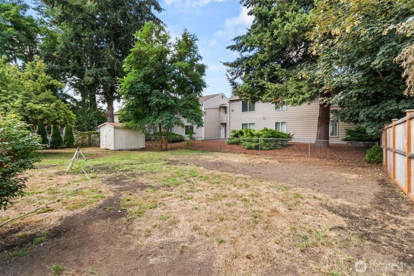 Property photo for 1215 Hall Street Se, Lacey photo 23