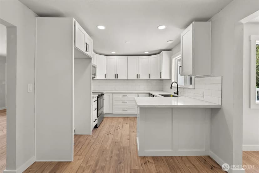 Property photo for 1215 Hall Street Se, Lacey photo 18