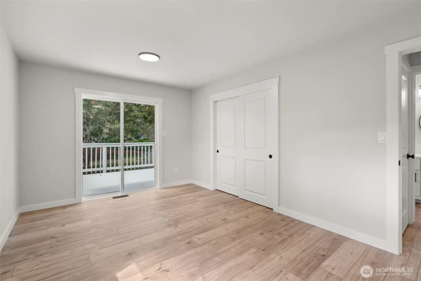 Property photo for 1215 Hall Street Se, Lacey photo 10