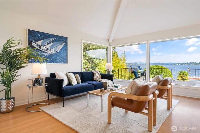 Property photo for 1302 Lakeside Avenue S, Seattle photo 6