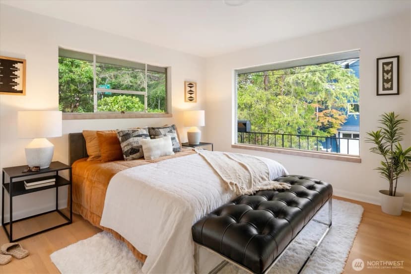 Property photo for 1302 Lakeside Avenue S, Seattle photo 17