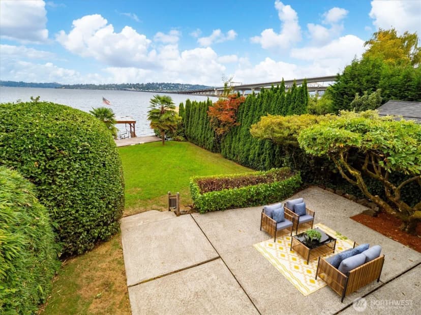 Property photo for 1302 Lakeside Avenue S, Seattle photo 12