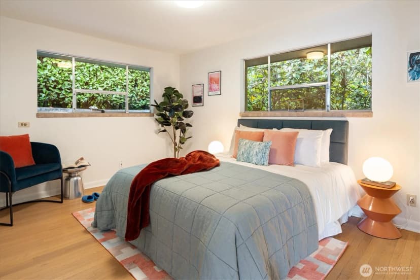 Property photo for 1302 Lakeside Avenue S, Seattle photo 18