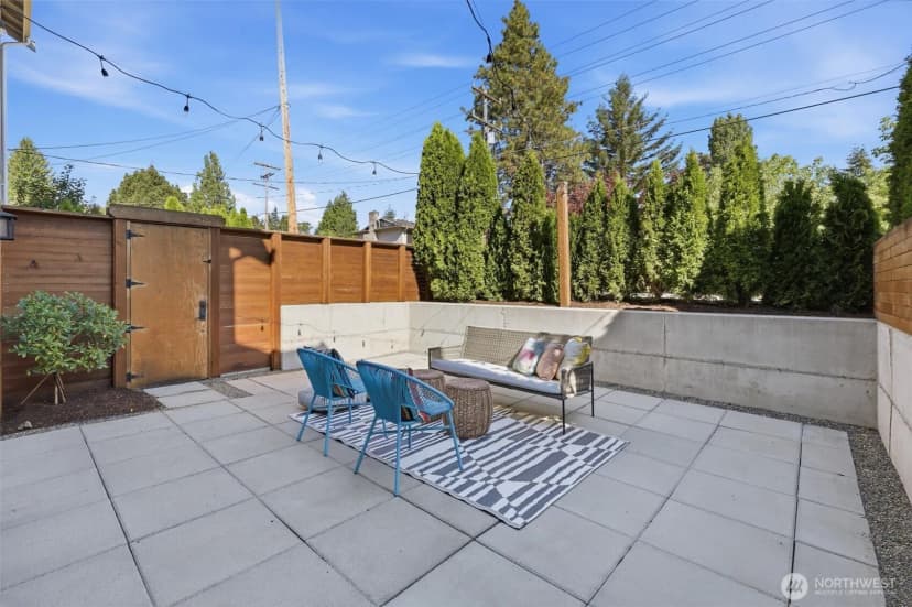 Property photo for 2415 Ne 77 Street, Seattle photo 23