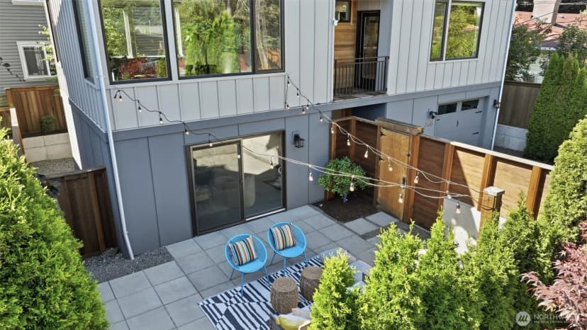 Property photo for 2415 Ne 77 Street, Seattle photo 25