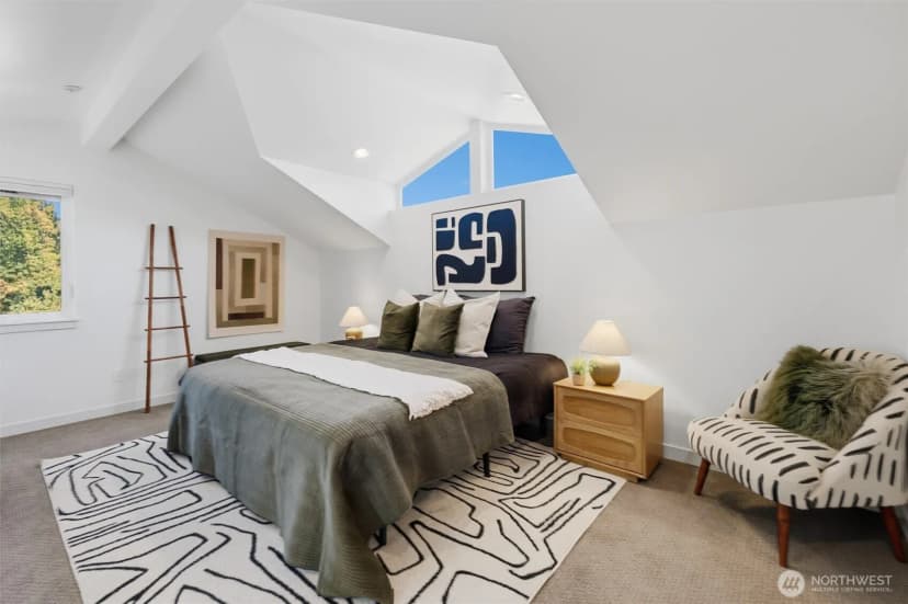 Property photo for 2415 Ne 77 Street, Seattle photo 10