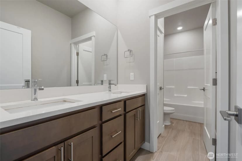 Property photo for 1407 Baker Heights Loop, Bremerton photo 24