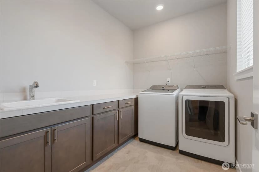 Property photo for 1407 Baker Heights Loop, Bremerton photo 28
