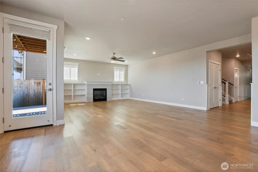 Property photo for 1407 Baker Heights Loop, Bremerton photo 16