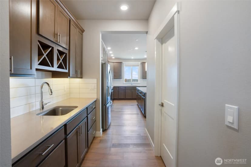 Property photo for 1407 Baker Heights Loop, Bremerton photo 11