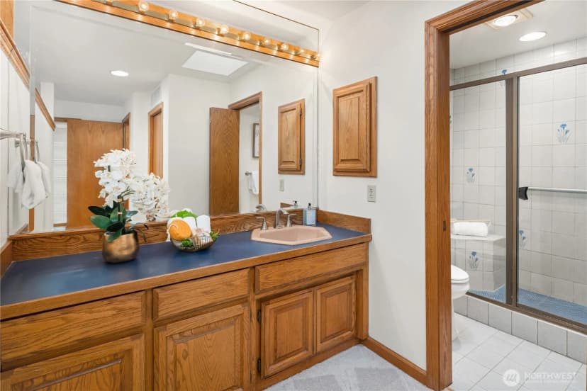 Property photo for 6121 Ne 175th Street #a308, Kenmore photo 25