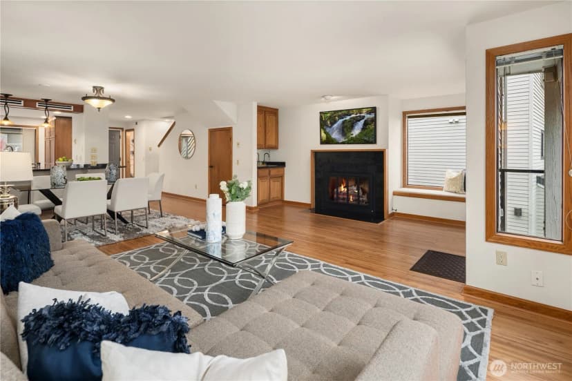 Property photo for 6121 Ne 175th Street #a308, Kenmore photo 8
