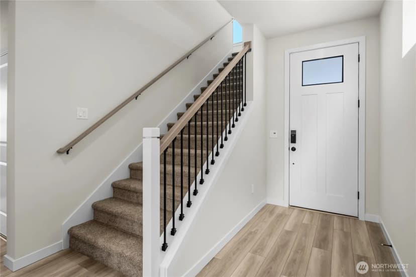 Property photo for 6011 Thornhill Avenue Sw, Port Orchard photo 17