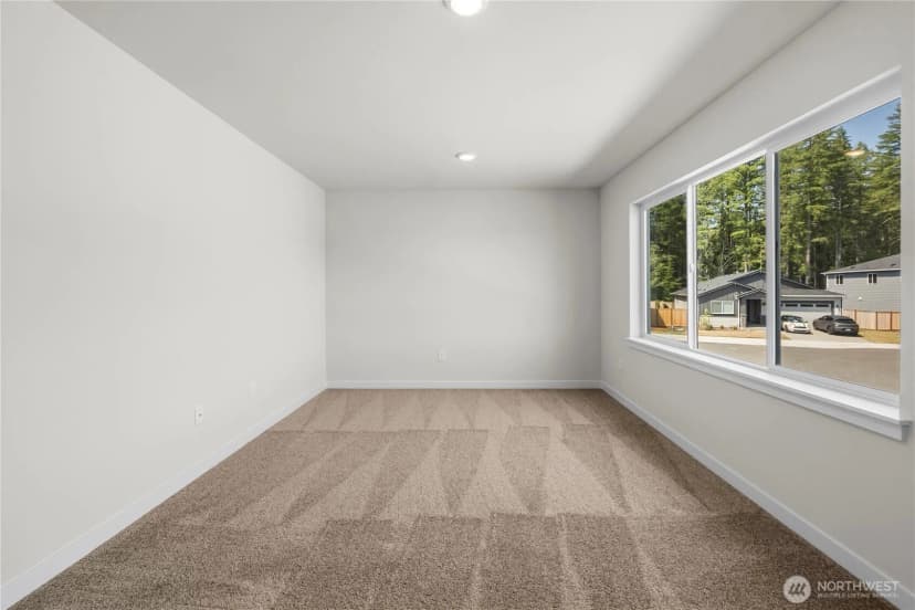 Property photo for 6011 Thornhill Avenue Sw, Port Orchard photo 18