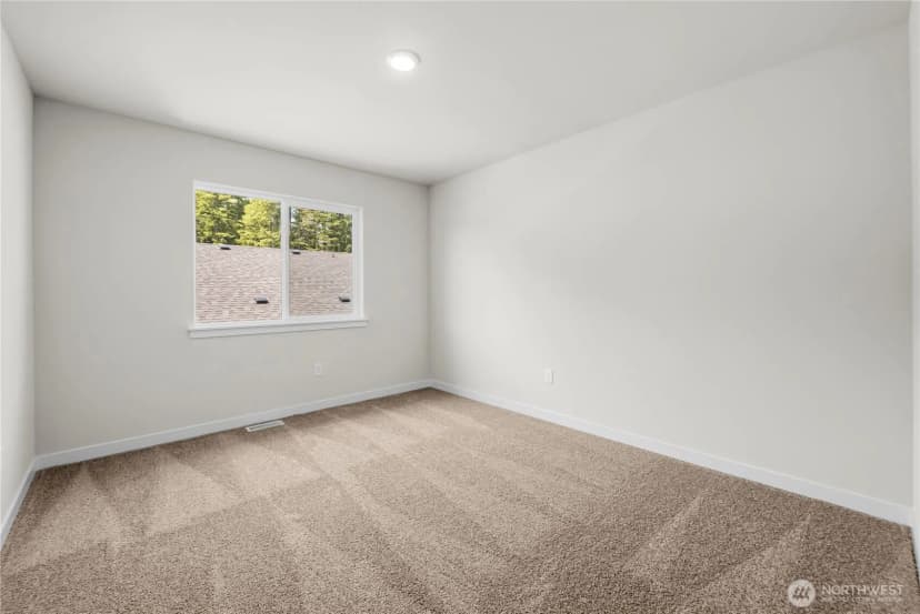 Property photo for 6011 Thornhill Avenue Sw, Port Orchard photo 20