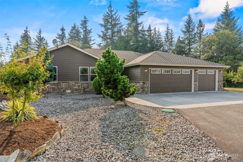 Property photo for 503 Cemetery Road, Kalama photo 4