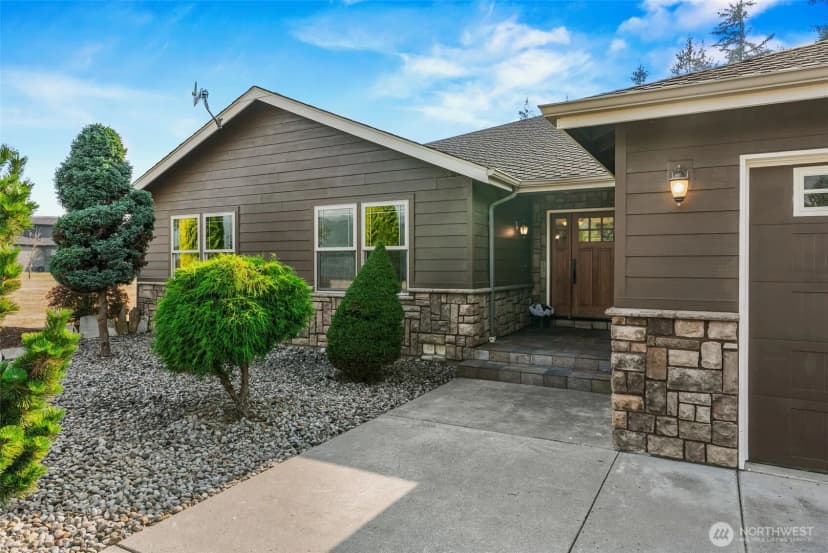 Property photo for 503 Cemetery Road, Kalama photo 8