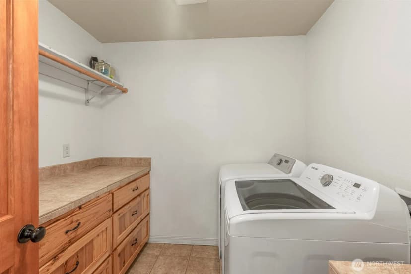 Property photo for 503 Cemetery Road, Kalama photo 24